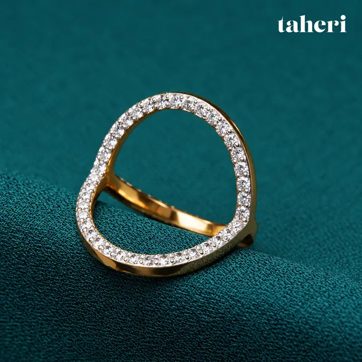 Open Circle Trio Ring by TAHERI