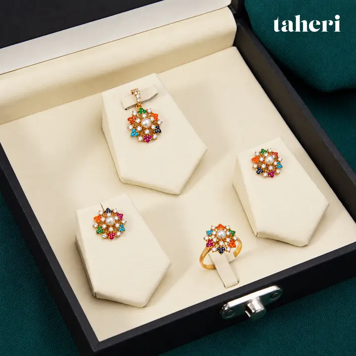 Navratan Pearl Locket Set by TAHERI