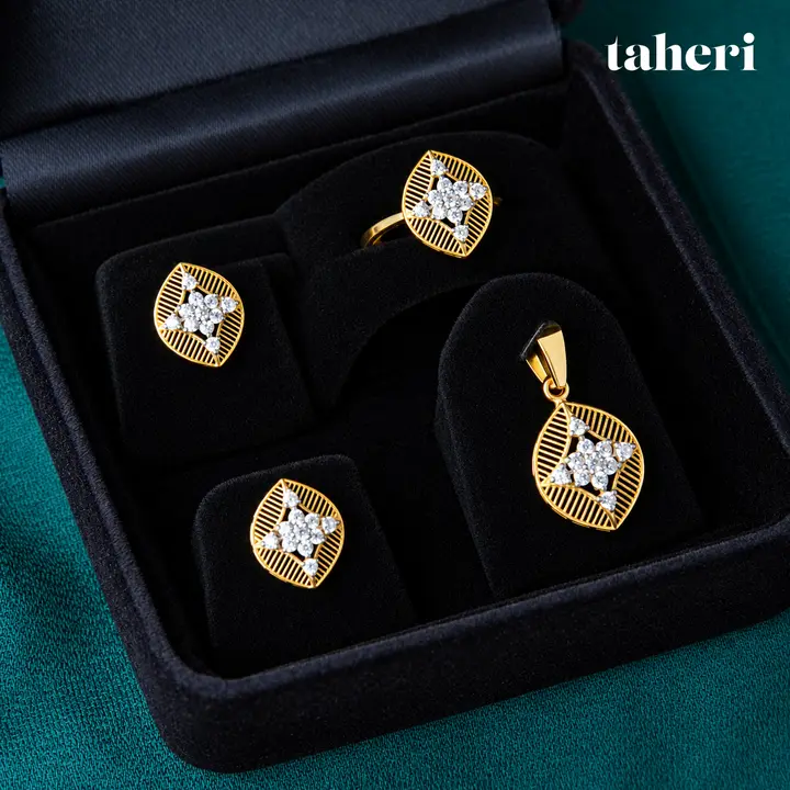 Pavé Leaf Locket Set by TAHERI, view 2