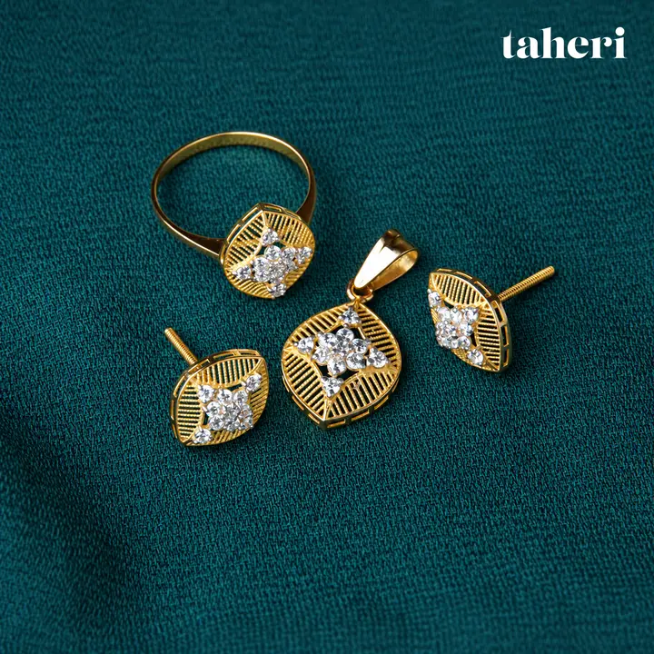 Pavé Leaf Locket Set by TAHERI