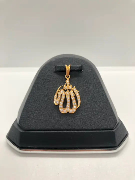 21k Yellow Gold Locket with Cubic Zirconia design 30 by TAHERI
