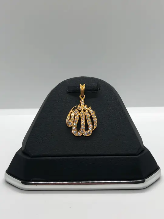 21k Yellow Gold Locket with Cubic Zirconia design 34 by TAHERI