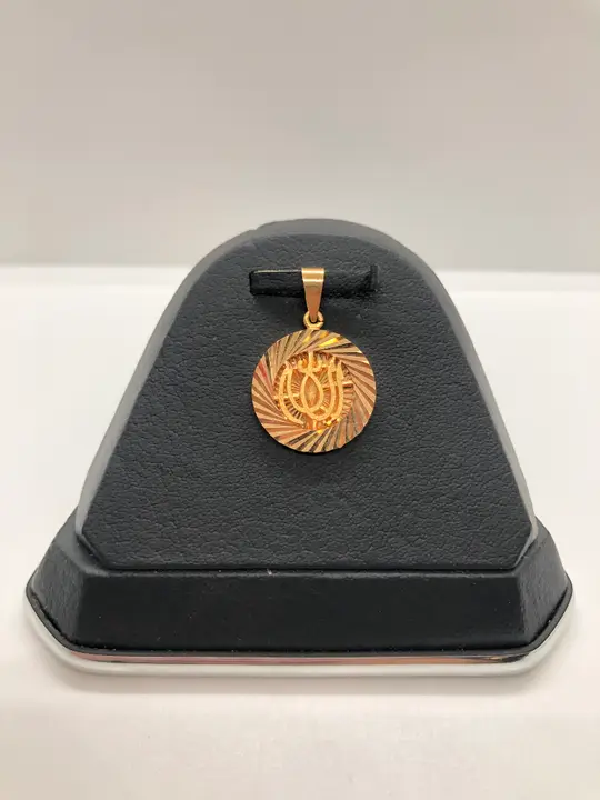 21k Yellow Gold Locket design 82 by TAHERI