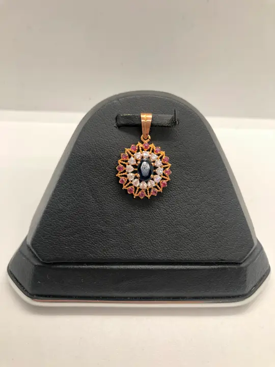 21k Yellow Gold Locket with Sapphire design 173 by TAHERI