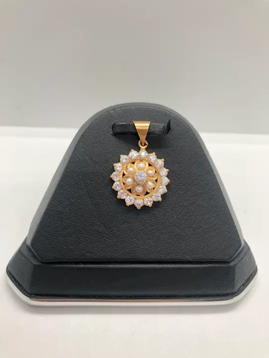 21k Yellow Gold Locket with Cubic Zirconia design 176 by TAHERI