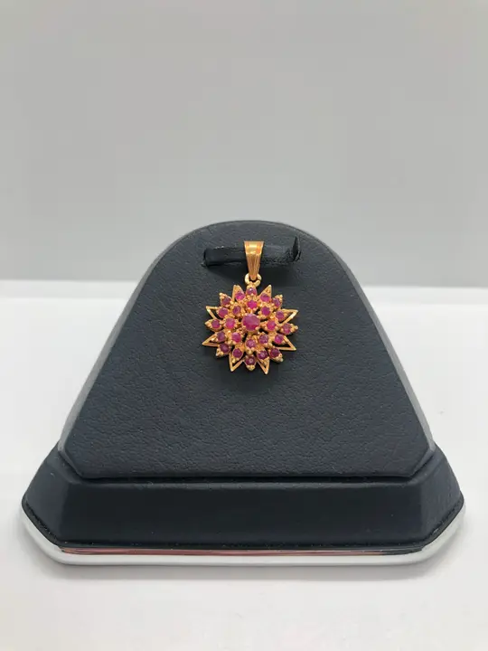 21k Yellow Gold Locket with Ruby design 177 by TAHERI