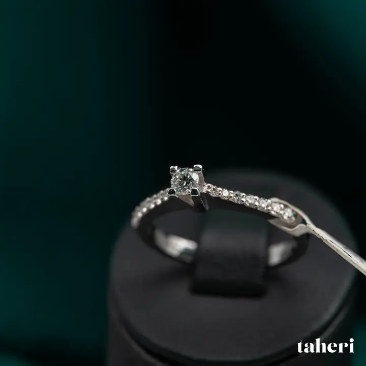 18k White Gold Diamond Ring design 29 by TAHERI