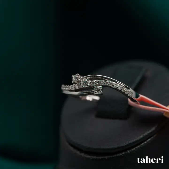 18k White Gold Diamond Ring design 30 by TAHERI