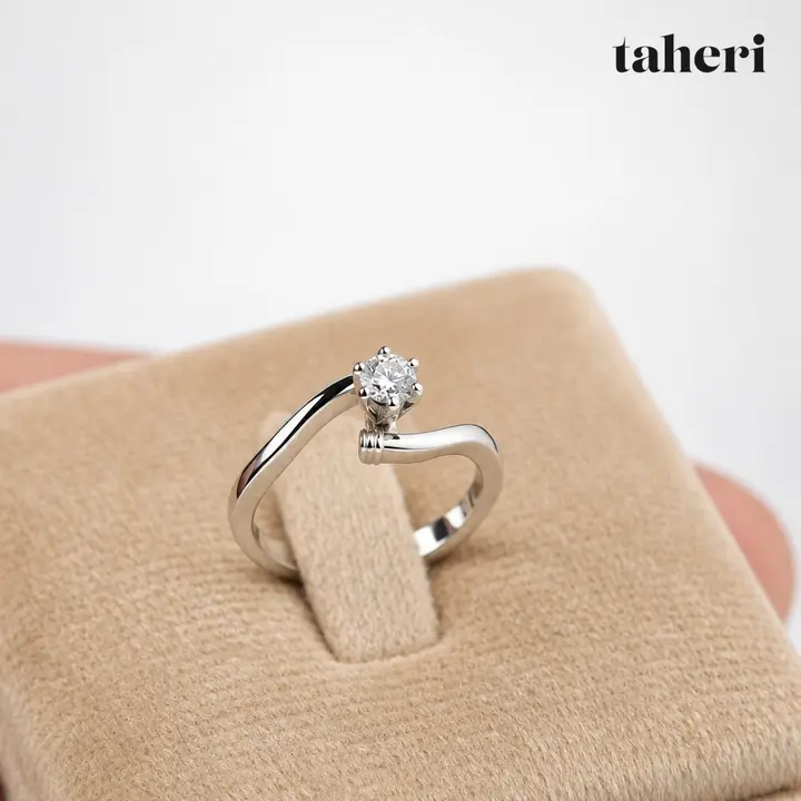 18k White Gold Diamond Ring design 122 by TAHERI