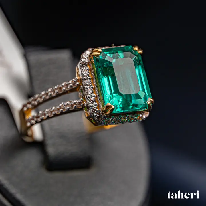 Two-Tone Ring with Emerald design 359 by TAHERI