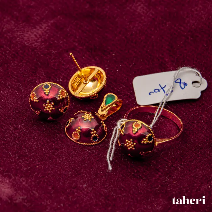 Yellow Gold Locket sets without Bangle with Emerald design 64 by TAHERI