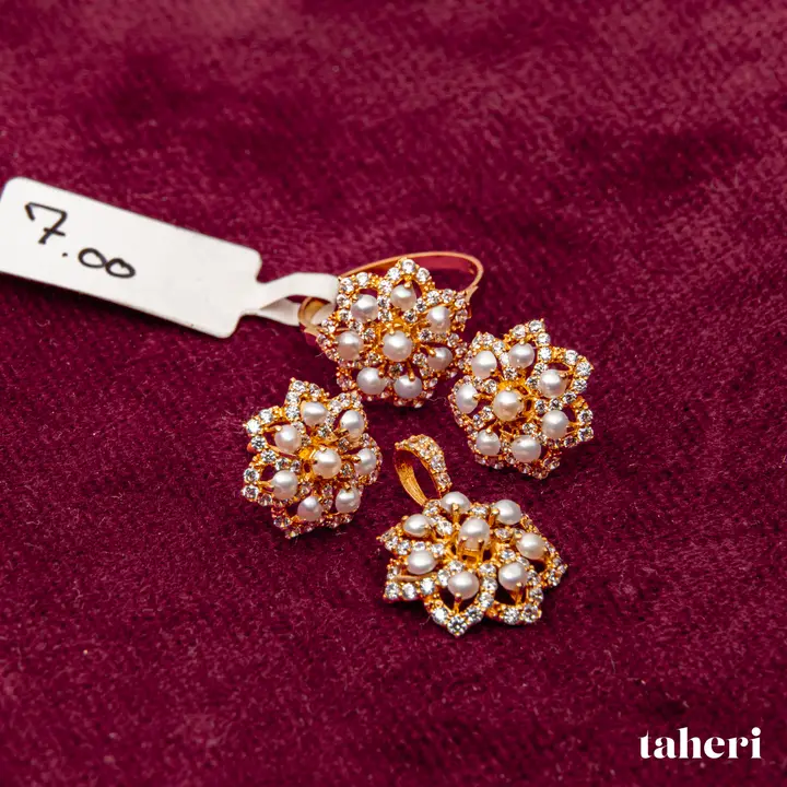 Yellow Gold Locket sets without Bangle with Pearl design 66 by TAHERI
