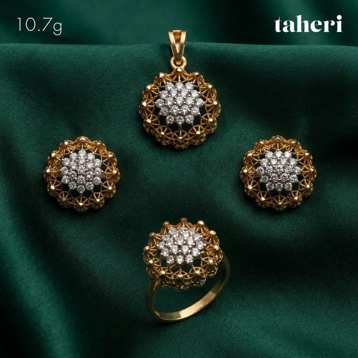 Yellow Gold Locket sets without Bangle with Cubic Zirconia design 115 by TAHERI