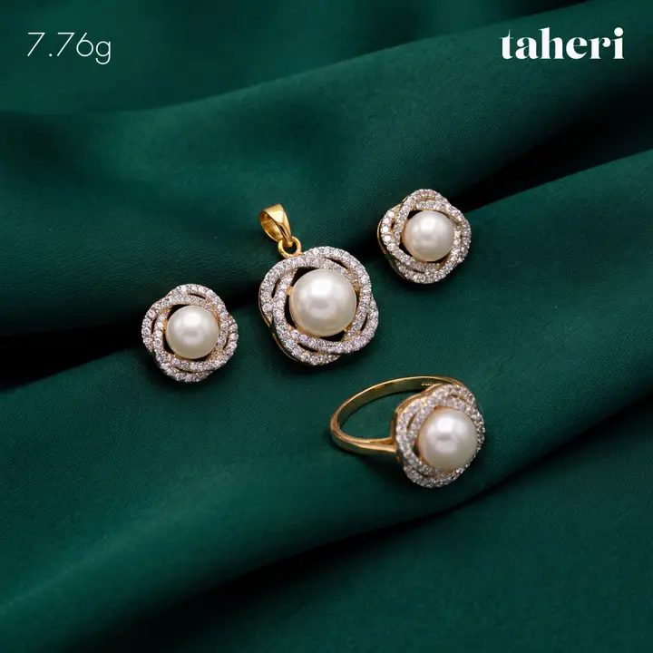 Locket sets without Bangle design 125 by TAHERI