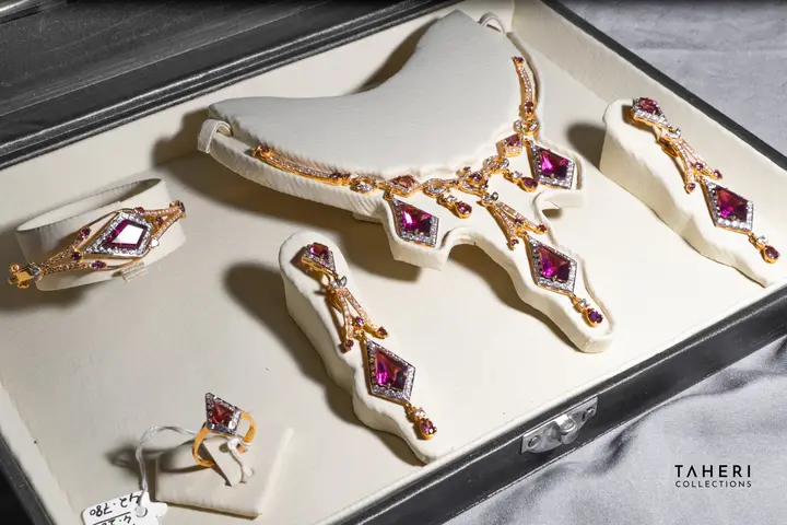 Two-Tone Stone Set design 49 by TAHERI