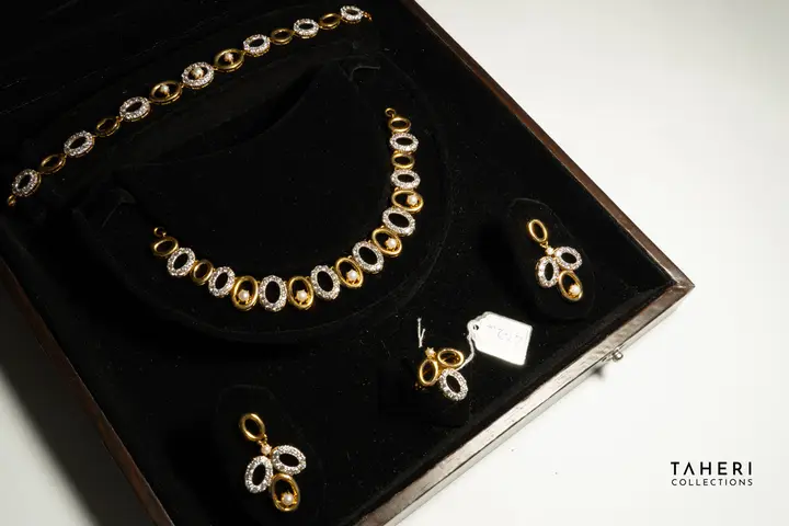Two-Tone Stone Set design 100 by TAHERI