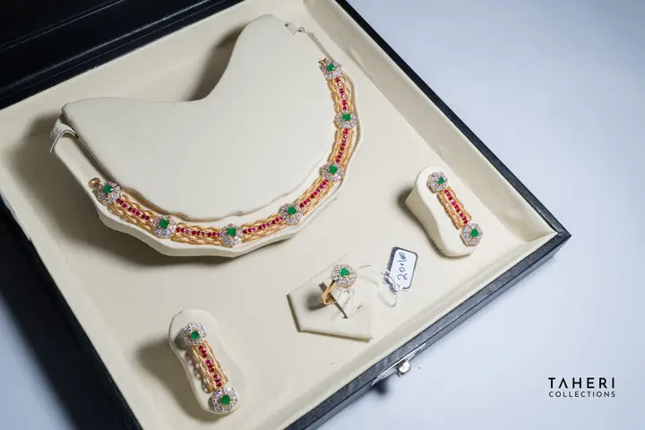 Two-Tone Stone Set design 109 by TAHERI