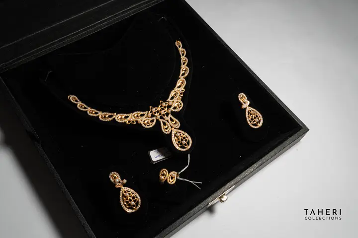 Yellow Gold Stone Set design 115 by TAHERI