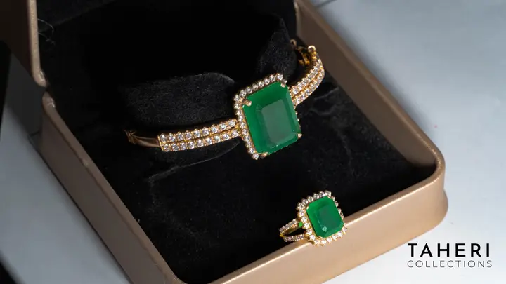 21k Yellow Gold Bangle & Ring with Emerald design 31 by TAHERI
