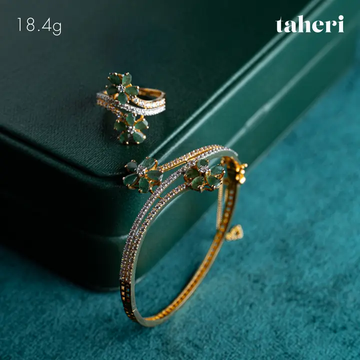 Two-Tone Bangle & Ring with Emerald design 80 by TAHERI