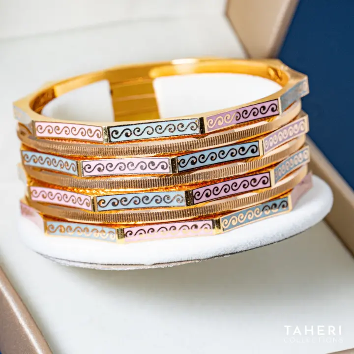 21k Yellow Gold Bangle design 27 by TAHERI