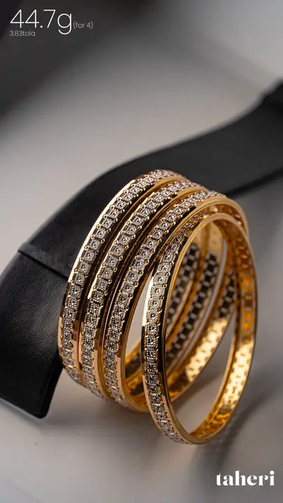 21k Yellow Gold Bangle design 30 by TAHERI