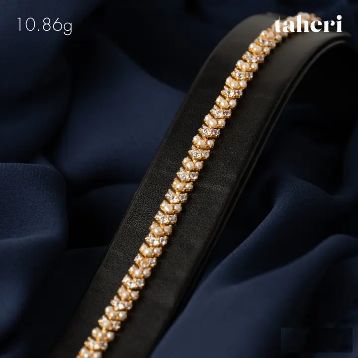 Yellow Gold Bracelet with Cubic Zirconia design 75 by TAHERI