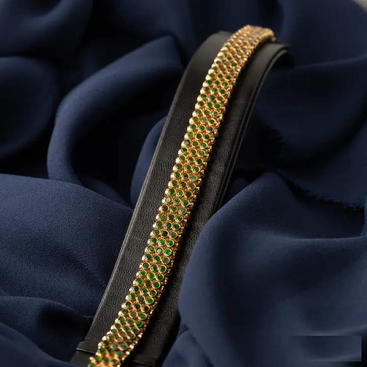 Yellow Gold Bracelet with Emerald design 109 by TAHERI
